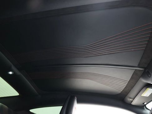 Used 2018 Aston Martin DB11 Coupe image 73