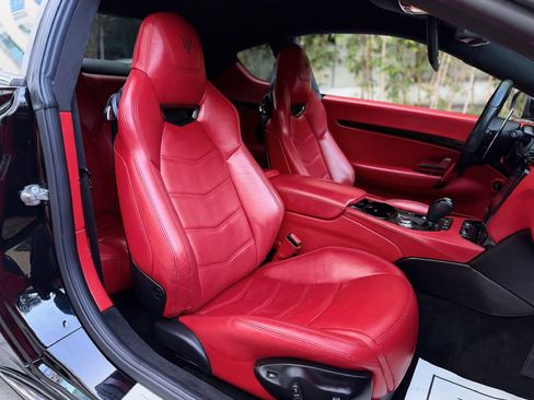 Used 2018 Maserati GranTurismo Sport image 26