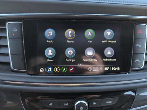 Used 2024 Buick Enclave Premium image 20