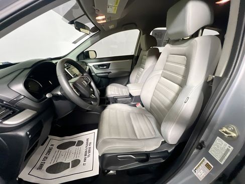 Used 2019 Honda CR-V LX image 14