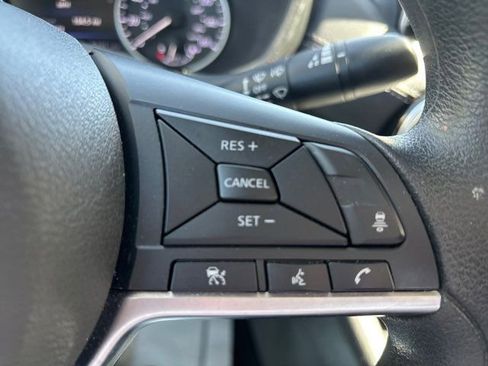 Used 2024 Nissan Sentra SV image 37