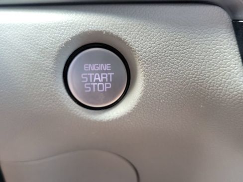 Used 2025 Kia Sorento S w/ Panoramic Sunroof Package FWD image 23
