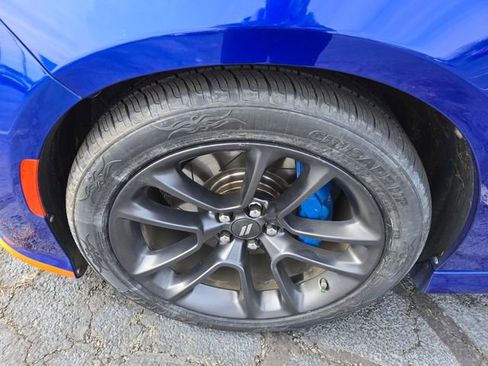 Used 2022 Dodge Charger R/T w/ Performance Handling Group image 18