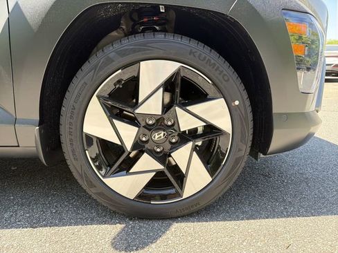 New 2026 Hyundai Kona Limited FWD image 19