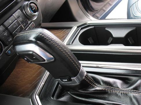 Used 2018 Ford F150 Limited w/ Trailer Tow Package image 44