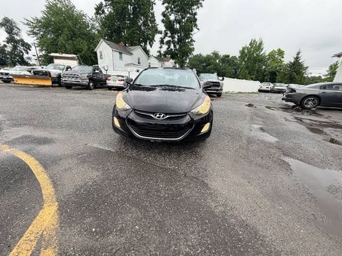 Used 2012 Hyundai Elantra GLS w/ Preferred Pkg 3 FWD image 10