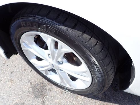 Used 2012 Ford Fusion SE FWD image 11