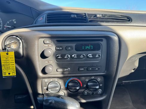 Used 2005 Chevrolet Malibu Classic image 17