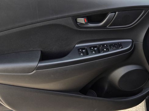 Used 2019 Hyundai Kona SE FWD image 20