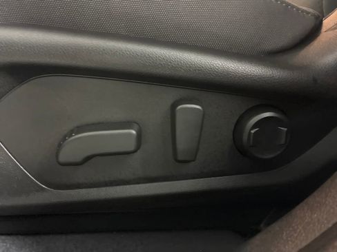 Certified 2025 Subaru Crosstrek 2.0i Premium AWD/4WD image 20