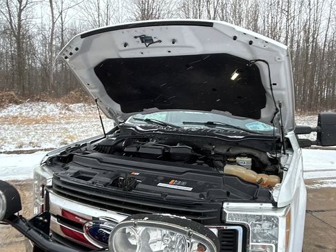 Used 2017 Ford F250 XL w/ STX Appearance Package image 25