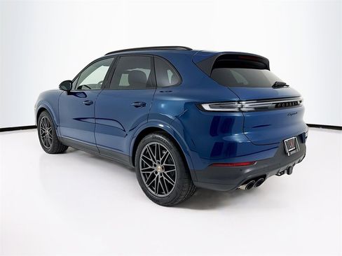 New 2025 Porsche Cayenne S image 3