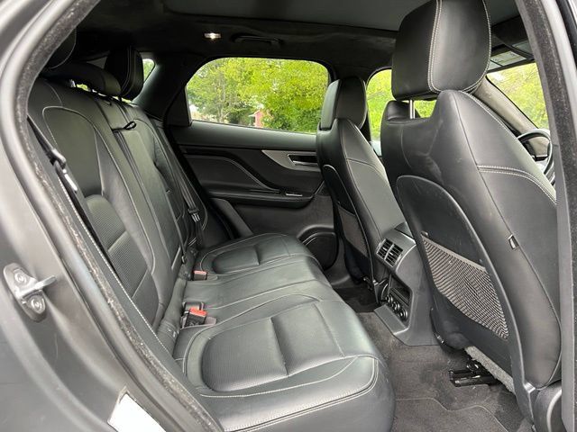 Used 2020 Jaguar F-PACE S AWD/4WD image 19