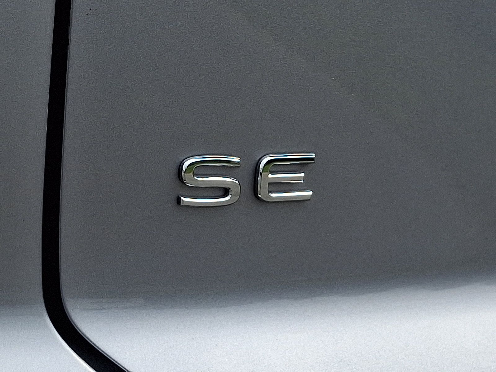 Used 2026 Volkswagen Atlas Cross Sport SE AWD/4WD image 35