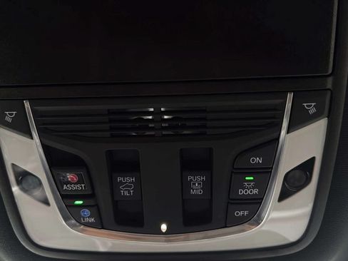 Used 2022 Acura MDX A-Spec AWD/4WD image 35