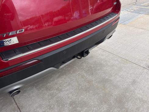 Certified 2020 Ford Explorer Limited w/ Class III Trailer Tow Package AWD/4WD image 18