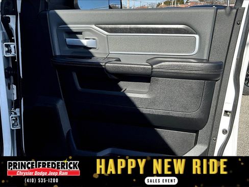 Used 2021 RAM 2500 Big Horn image 19