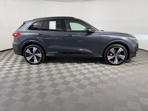 New 2026 Audi SQ5 Premium Plus AWD/4WD image 8
