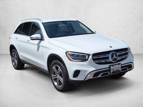 Used 2020 Mercedes-Benz GLC 300 image 3