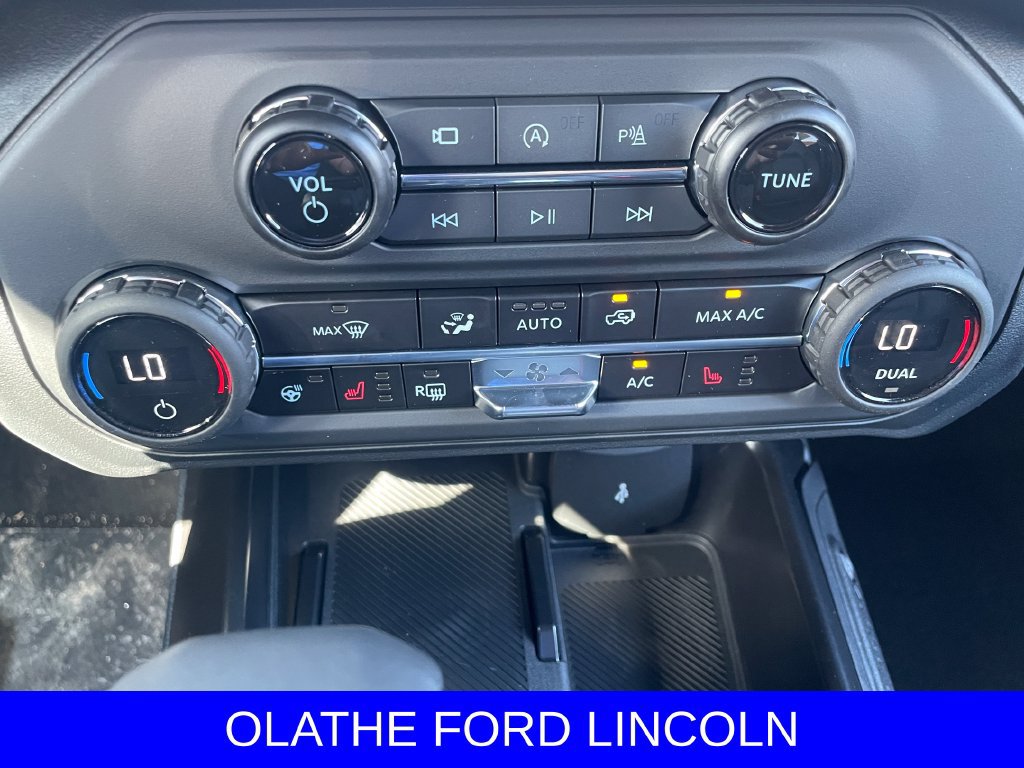 New 2025 Ford Bronco Outer Banks AWD/4WD image 11