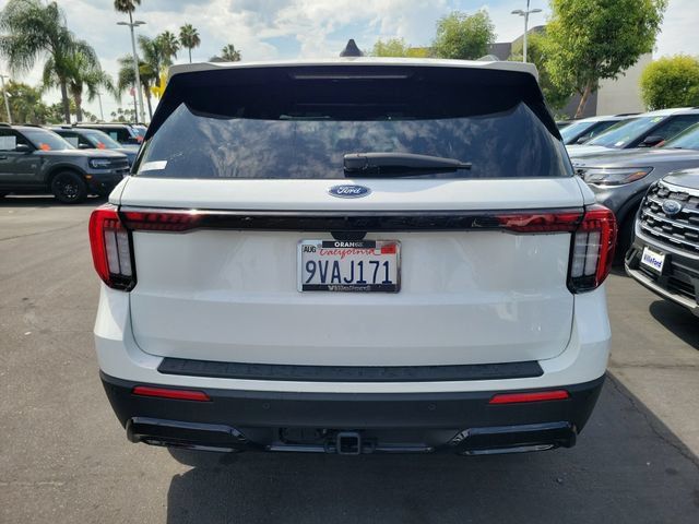 Used 2025 Ford Explorer ST-Line w/ Premium Package RWD image 23