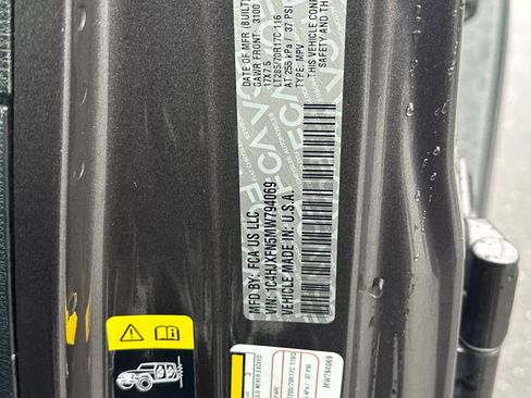 Used 2021 Jeep Wrangler Unlimited Rubicon image 29