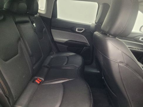 Used 2022 Jeep Compass Latitude AWD/4WD image 19