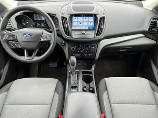 Used 2019 Ford Escape SE video 3