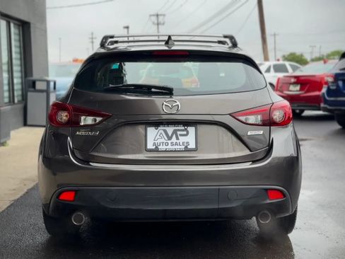 Used 2016 MAZDA MAZDA3 i Grand Touring FWD image 3
