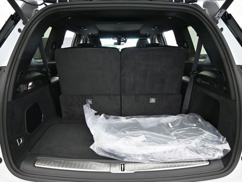 Used 2024 Jeep Grand Cherokee L Overland image 28