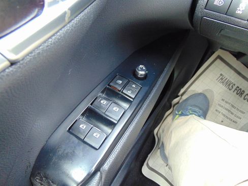 Used 2020 Toyota Camry XSE image 37