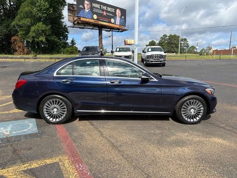 Used 2015 Mercedes-Benz C 300 4MATIC Sedan image 5