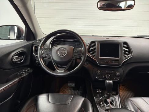 Used 2021 Jeep Cherokee Trailhawk w/ Sun, Sound & Nav Group image 38