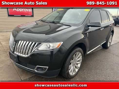 Used 2013 Lincoln MKX AWD image 1