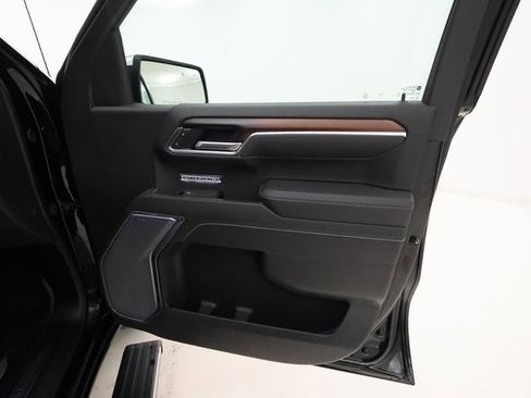 Used 2025 GMC Sierra 1500 Denali w/ Denali Reserve Package image 23