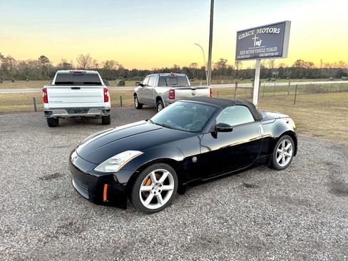 Used 2005 Nissan 350Z Grand Touring image 16