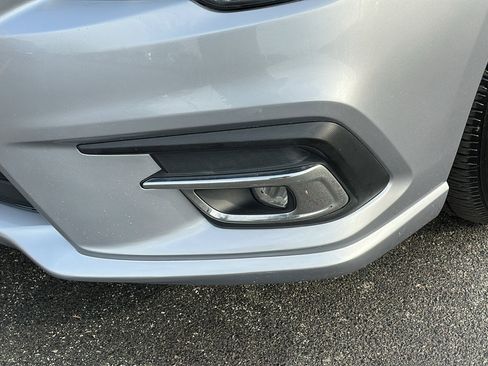 Used 2018 Subaru Legacy 2.5i Limited image 5