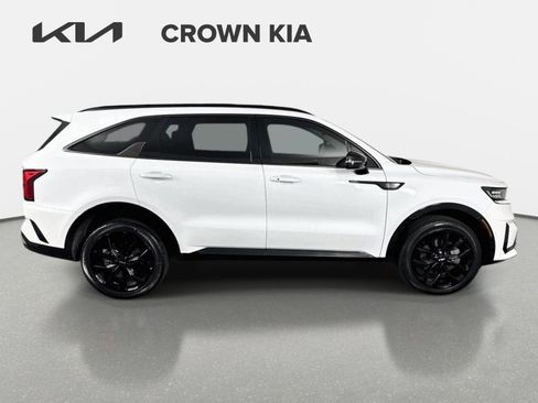 Used 2023 Kia Sorento SX AWD/4WD image 4