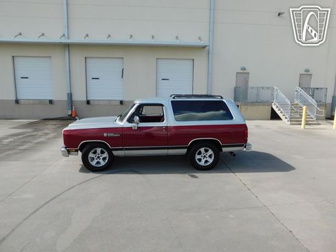 Used 1988 Dodge Ramcharger 2WD image 22
