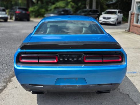 Used 2016 Dodge Challenger R/T Plus RWD image 7