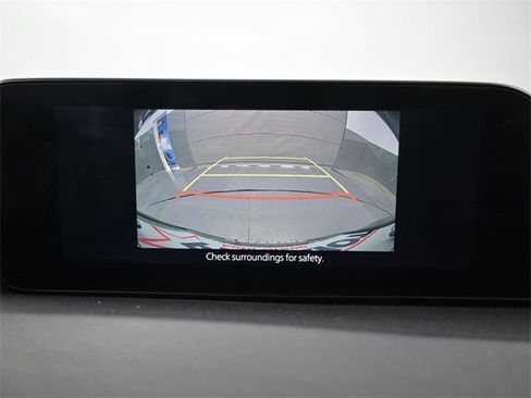 Used 2024 MAZDA MAZDA3 s image 21