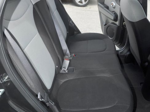 Used 2017 Kia Soul image 25