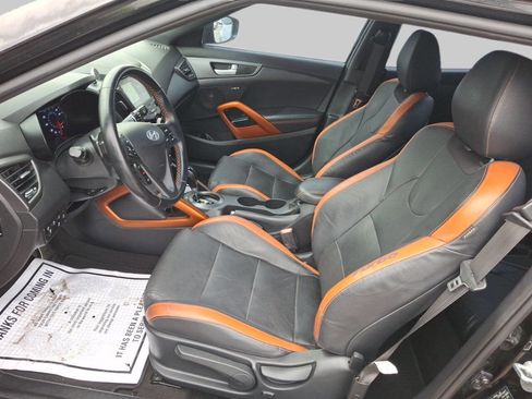 Used 2016 Hyundai Veloster Turbo w/ Option Group 04 image 7