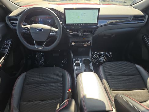 Used 2025 Ford Escape ST-Line w/ Tech Pack #1 image 14