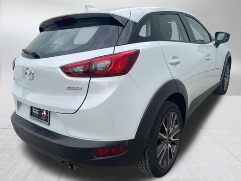 Used 2017 MAZDA CX-3 Touring FWD image 8