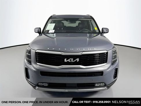 Used 2022 Kia Telluride SX w/ SX Prestige Package AWD/4WD image 2