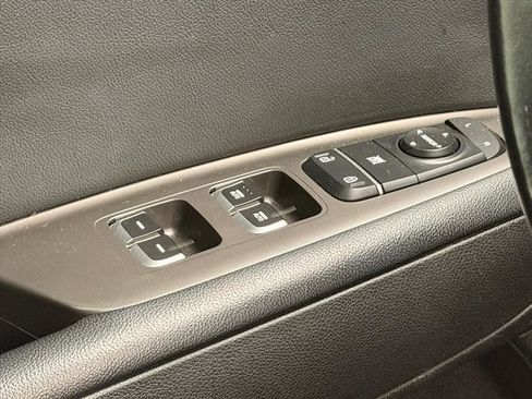 Used 2020 Kia Optima SE FWD image 12