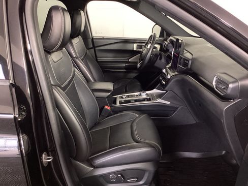 Used 2020 Ford Explorer ST w/ ST Street Pack AWD/4WD image 9