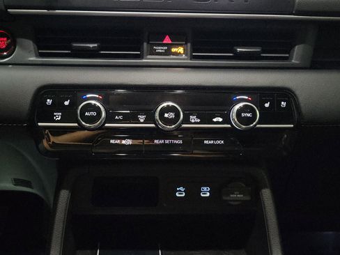 Certified 2026 Honda Passport TrailSport Elite image 35