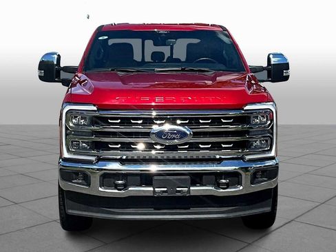 Used 2024 Ford F250 Lariat w/ Chrome Package image 3